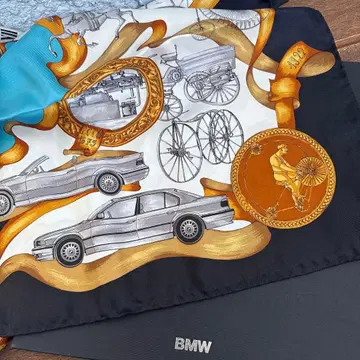 [미사용] BMW 대형 실크 스카프 남녀 공용