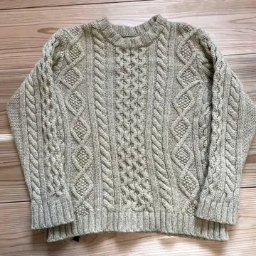 [새상품급] 젤라드 울 케이블 니트 스웨터