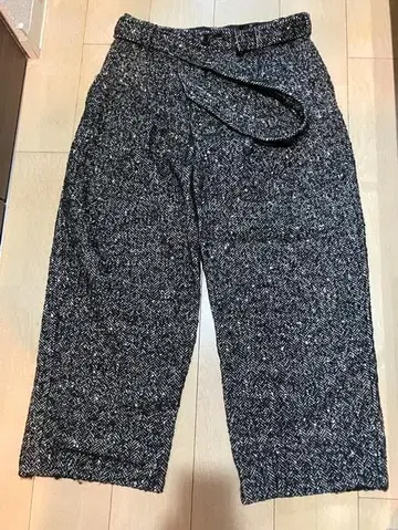 새상품급 중고 ZARA 와이드 팬츠 사이즈 31