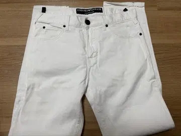 EMPORIO ARMANI 화이트 데님 팬츠 30