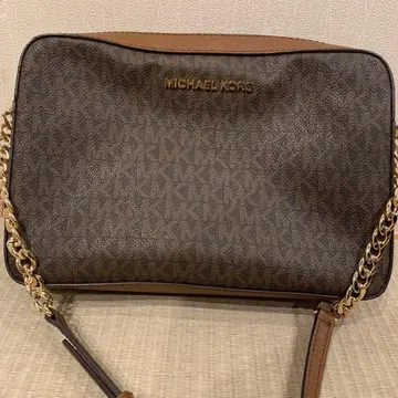 MICHAEL KORS 모노그램 숄더백