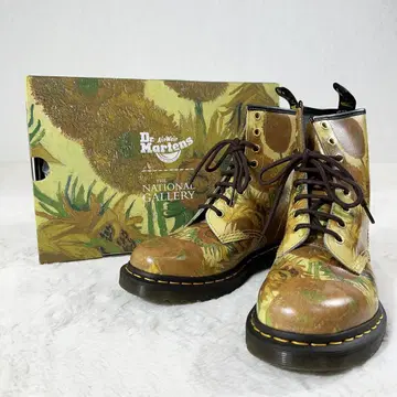 닥터마틴 8홀 고흐 해바라기 가죽 부츠 24cm 박스 포함