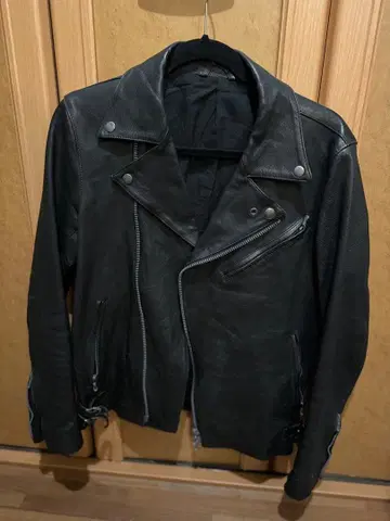 어태치먼트 가죽 더블 라이더 자켓