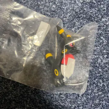 길거리 산책 치라린 프렌즈 블래키 부스터즈 이브이 포켓몬 제일복권