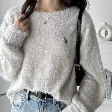 [ U.S. POLO ASSN. ] 샤기 원포인트 자수 니트 상의