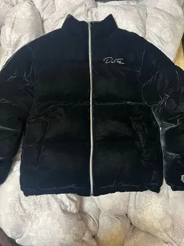 XLARGE x DexFilmz 다운