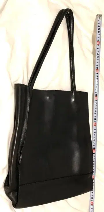 블랙 합성 피혁 토트백 바니스뉴욕