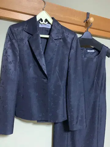 [미사용품] 여성용 셋업 도쿄 스타일