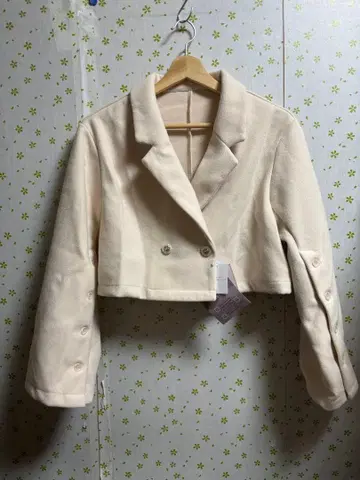 L 사이즈 페일 오렌지 크롭 자켓 더블 버튼