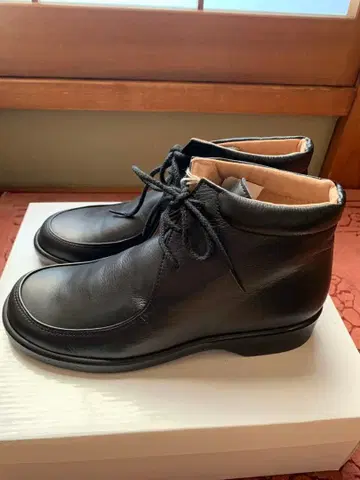 [미사용품] 여성용 블랙 숏부츠