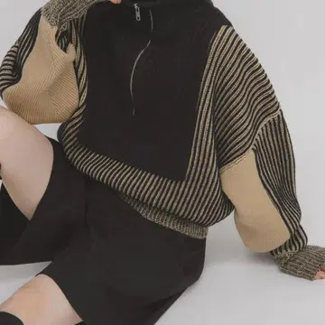 레이어드 하프 ZIP 니트