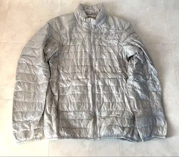 유니클로 울트라 라이트 다운 남성용 실버