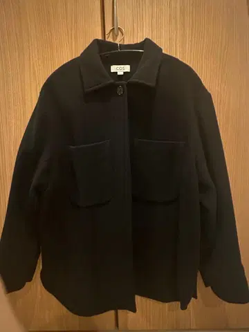 COS 다크 네이비 울 코트