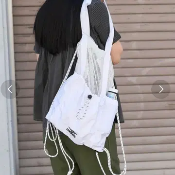 UMBRO x FREAK'S STORE / 포켓 부착 메쉬 냅색