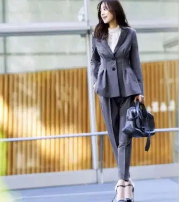 미사용에 가까운 허리 턱 3개 버튼 자켓 & 팬츠 2점 L 그레이