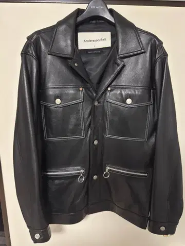 Andersson Bell 블랙 가죽 자켓 S 사이즈
