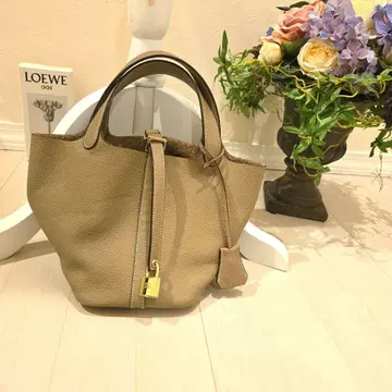 천연 가죽 큐브백 에토프 베이지 가죽 핸드백