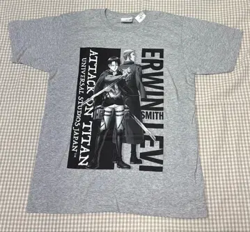 [ 진격의 거인 ] 엘빈 스미스 리바이 T셔츠 M 사이즈 [ USJ ]
