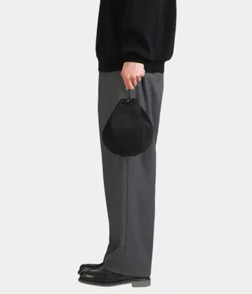 Hender Scheme kinchaku