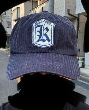 빈티지 칼리지 로고 캡 모자