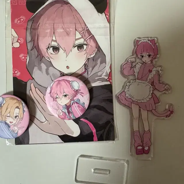 지이이 플레이브 밤비 아크릴 스탠드