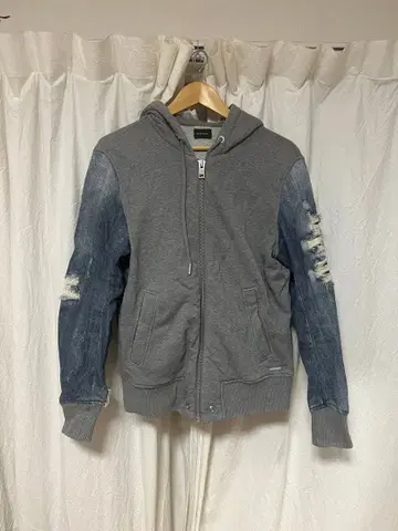 후드 부착 그레이 데님 자켓