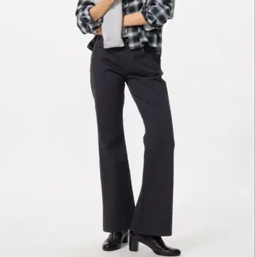 [ 새상품급 ] 유니클로 부츠컷 데님 청바지 긴 길이 25 블랙 데님