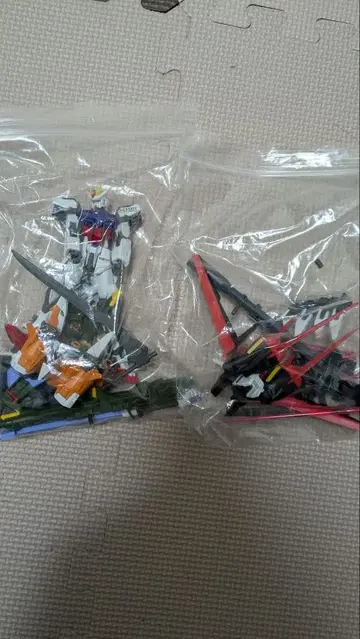 EG 스트라이크 건담 세트