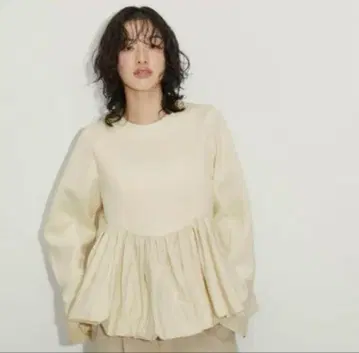 ADAM ET ROPE 벌룬 타프타 페플럼 풀오버