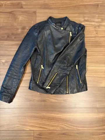 Noble 블랙 가죽 자켓