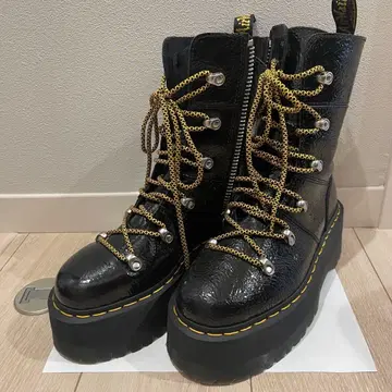 [ Dr.Martens ] GHILANA MAX 6 태국 부츠