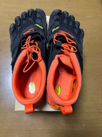 V-Train 2.0 남성용 러닝화 EU 사이즈: M45