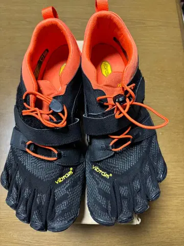 Vibram V-Train 2.0 남성용 EU 사이즈: M45