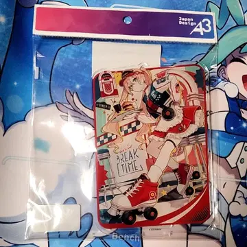 아카쿠라 개인전, BREAK TIME07, 서브 비주얼, 아크릴 스탠드