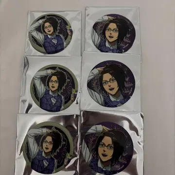 진격의 거인 한지 씨 캔 배지