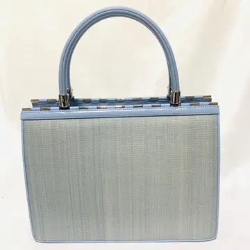 미사용에 가까운 콘테스 호스헤어 가죽 스카이블루 자립 핸드백