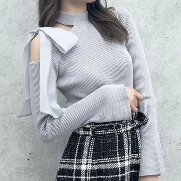 dazzlin 원숄더 리본 니트탑 그레이