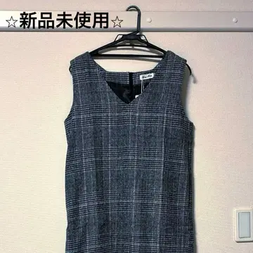 새상품 Doux Belle 그레이 계열 체크 V넥 원피스 M 사이즈