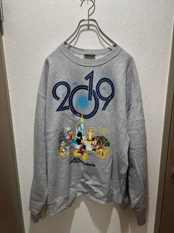 [ USA 디즈니 ] 2019 미키 맨투맨 빅 실루엣 그레이 XL