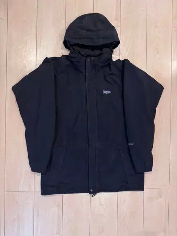 patagonia 블랙 마운틴 파카