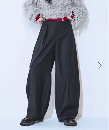 [ JEANASIS ] 센터 프레스 코쿤 팬츠 M