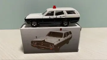 토미카 지엘 특주 닛산 글로리아 밴 패트롤카