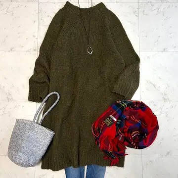 새상품급 맥피 알파카 36% 니트 원피스 카키 9호 넉넉한 사이즈