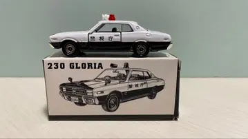 토미카 이이노 특주 닛산 글로리아 패트롤카