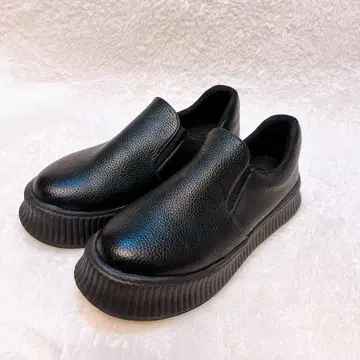 SOROTTO 경량 통굽 슬립온 스니커즈 블랙 사이즈 40