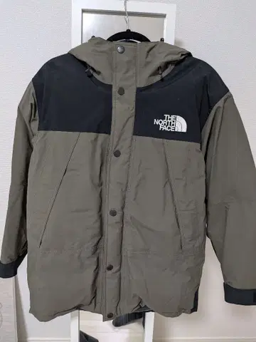 THE NORTH FACE 다운 자켓 카키 M 사이즈
