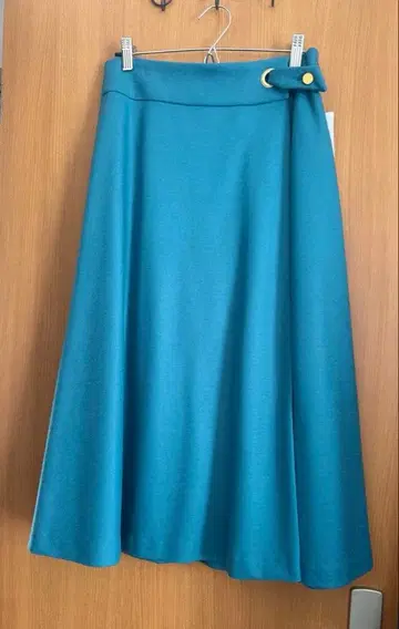 택 포함 새상품 도니유 일본제 울 100 랩 스타일 스커트