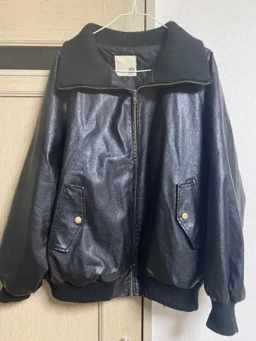 레더 봄버 자켓 블랙