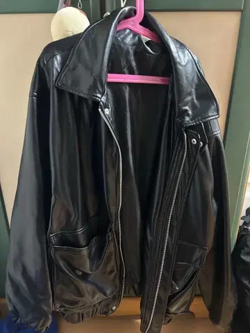 블랙 가죽 자켓