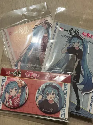 하츠네 미쿠 잇푸도 아크릴 스탠드 캔뱃지